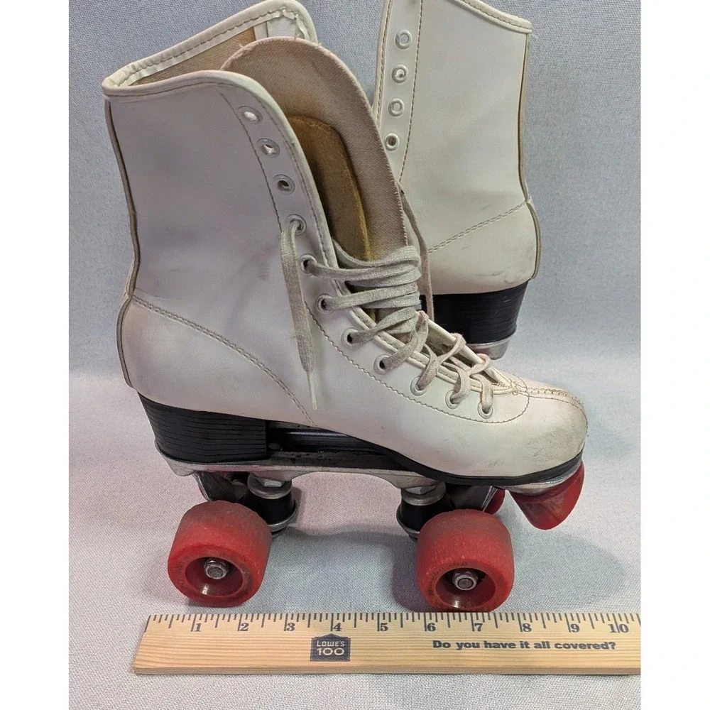 Roller Derby Quad Skates Womens 8 White Fair Vintage Red Wheels High Top